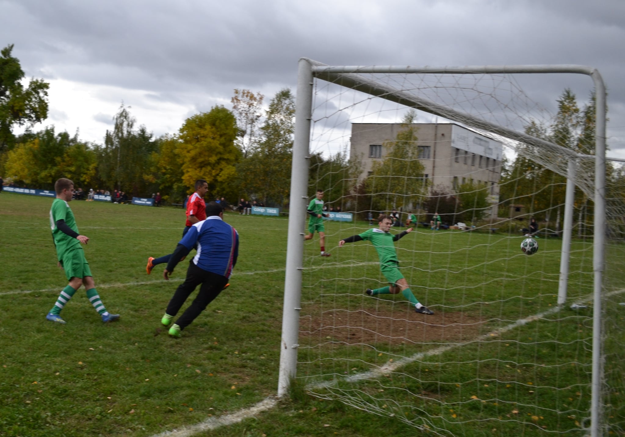 15b51ec1-1944-4eb6-9615-a79306abaaeb